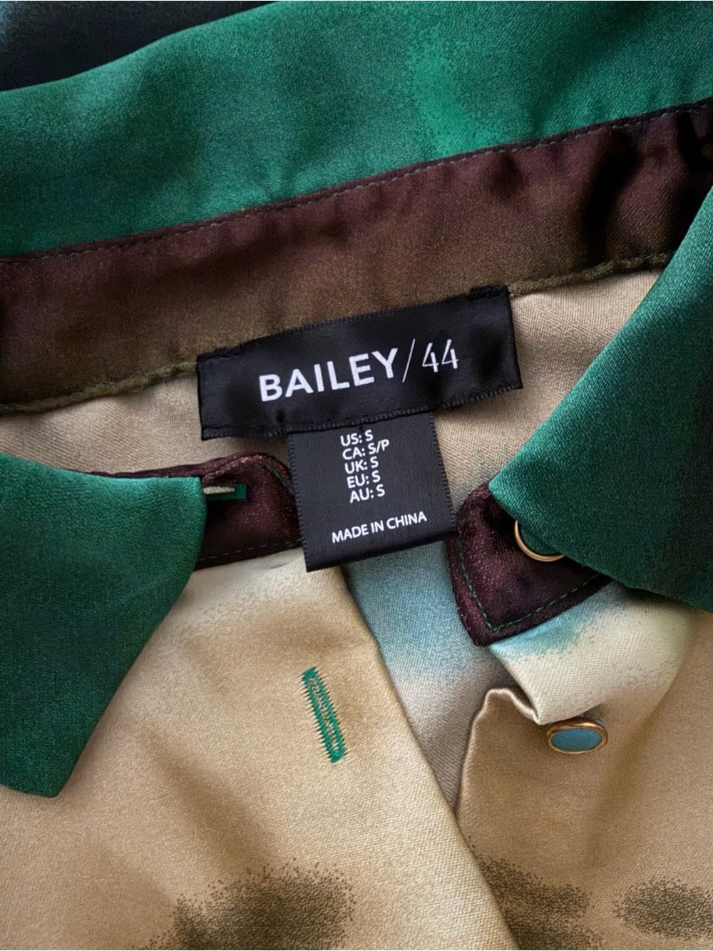 Bailey 44 Satin Ombré Button Up Blouse Shirt - Picture 6 of 7